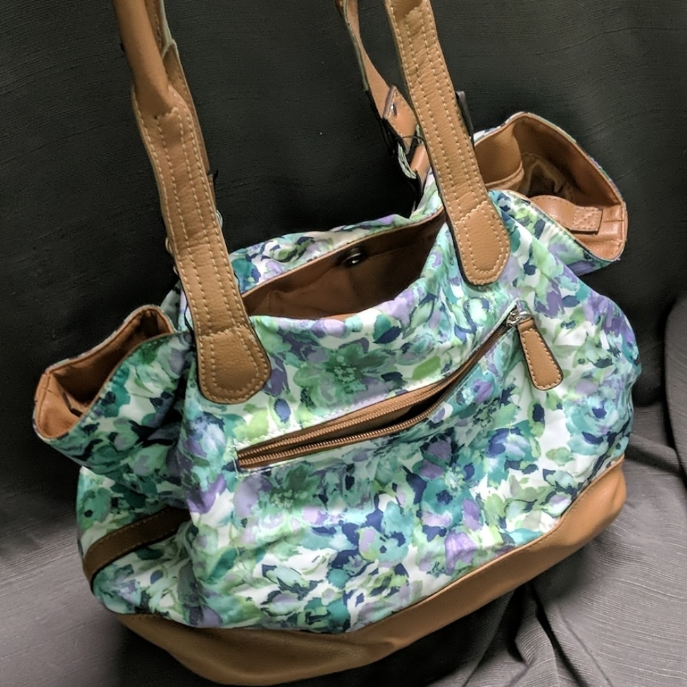Hand bag
